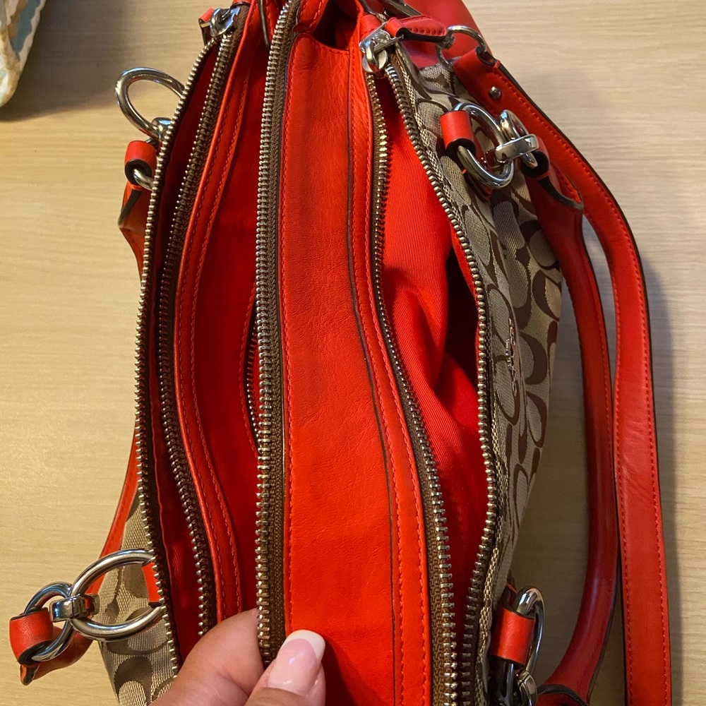 Authentic Coach bag - Picture 2 of 7